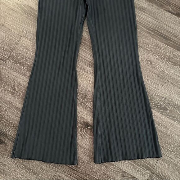 Aerie Large Ribbed Flare Pants - Picture 2 of 6